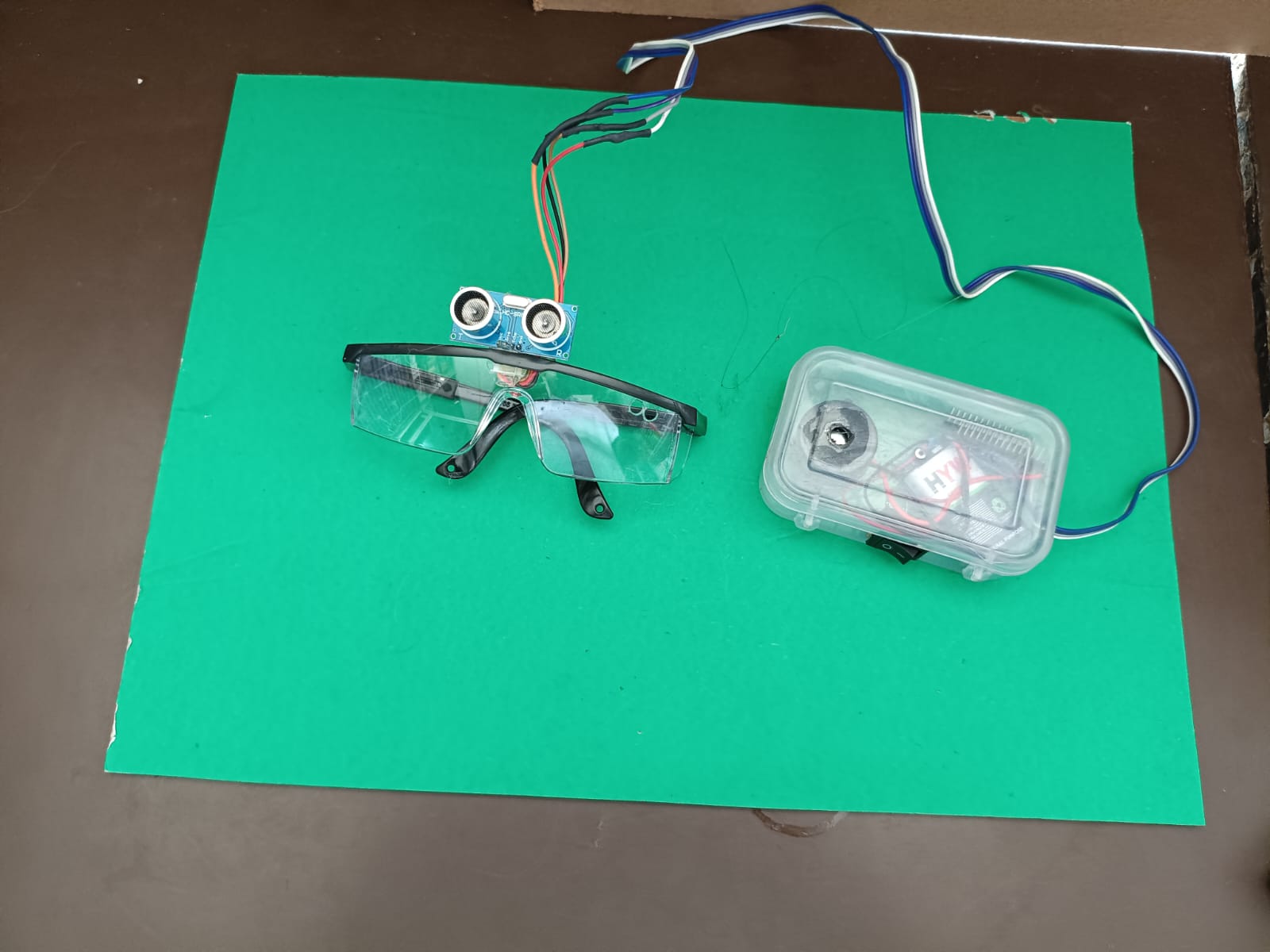 Blind Specs with Wired Obstacle Detection Using Arduino | radiomarket.in