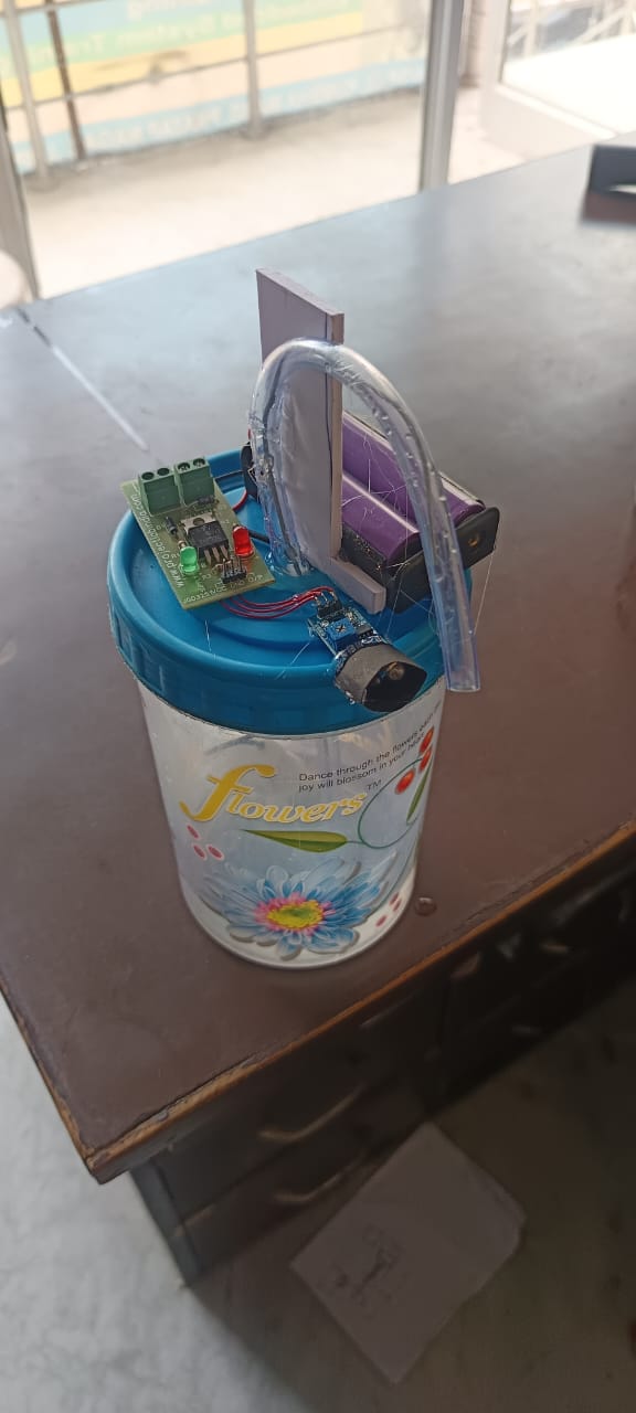 Automatic Sanitizer Dispenser Using Arduino & IR Sensor | radiomarket.in